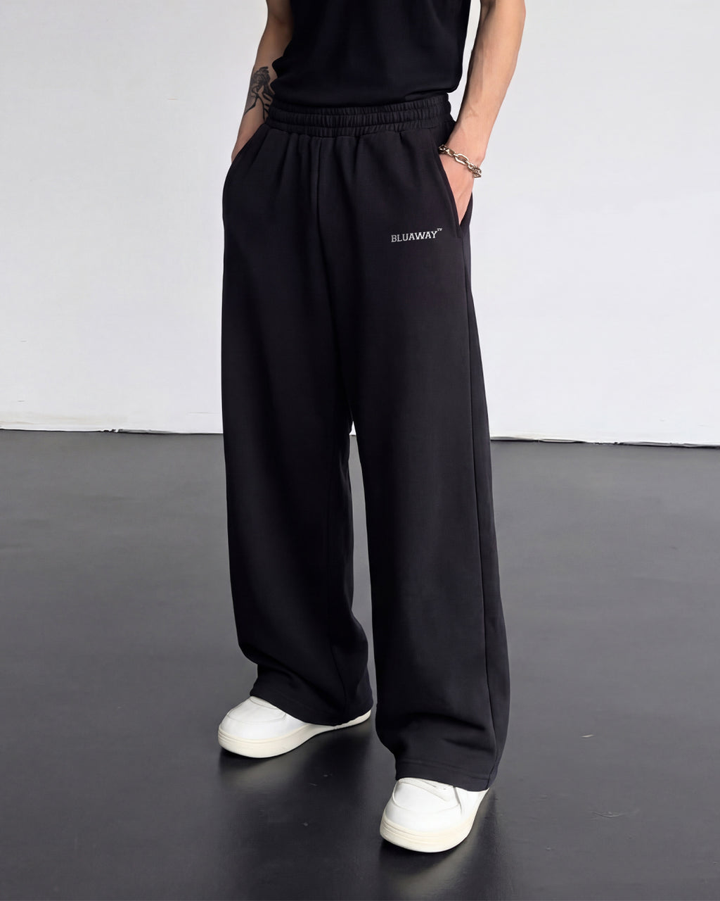 GLOW/EASE BLACK